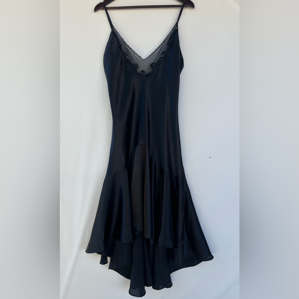 Woolsworths Satin Lace Trim High Low Ruffled Hem Size 14